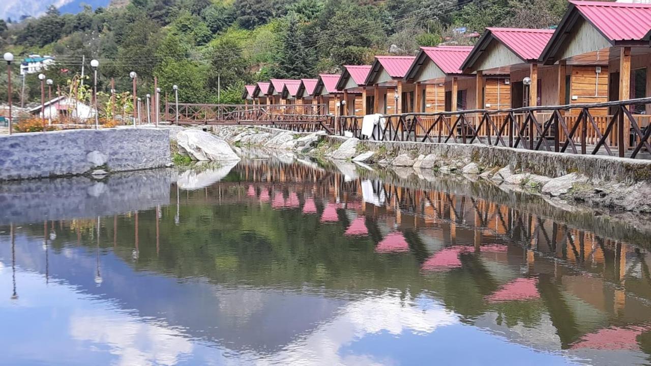 Hotel Shivalaya Retreat Manāli Exteriér fotografie
