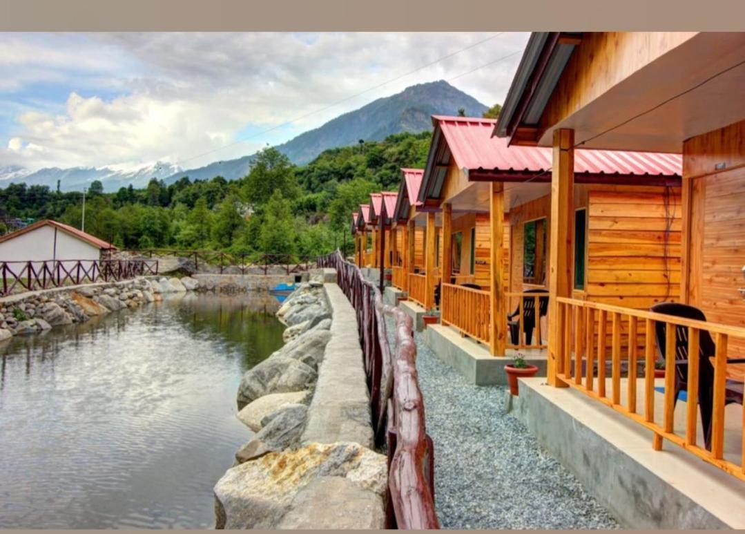 Hotel Shivalaya Retreat Manāli Exteriér fotografie